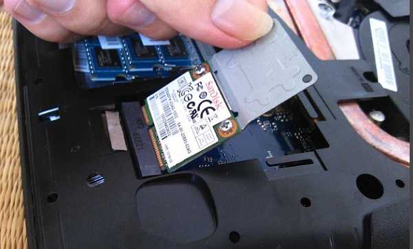 笔记本电脑怎么加挂固态硬盘?